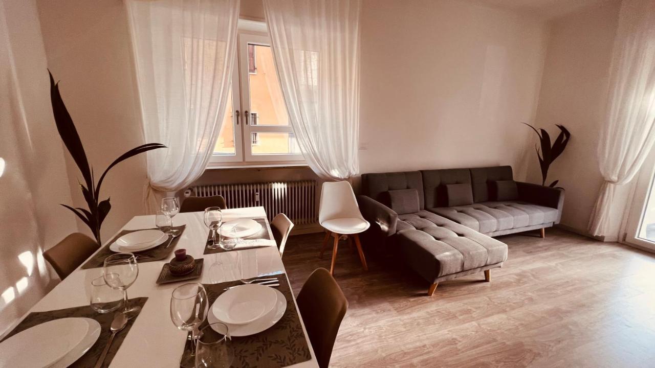 White House Lounge Supreme Apartment Udine Extérieur photo