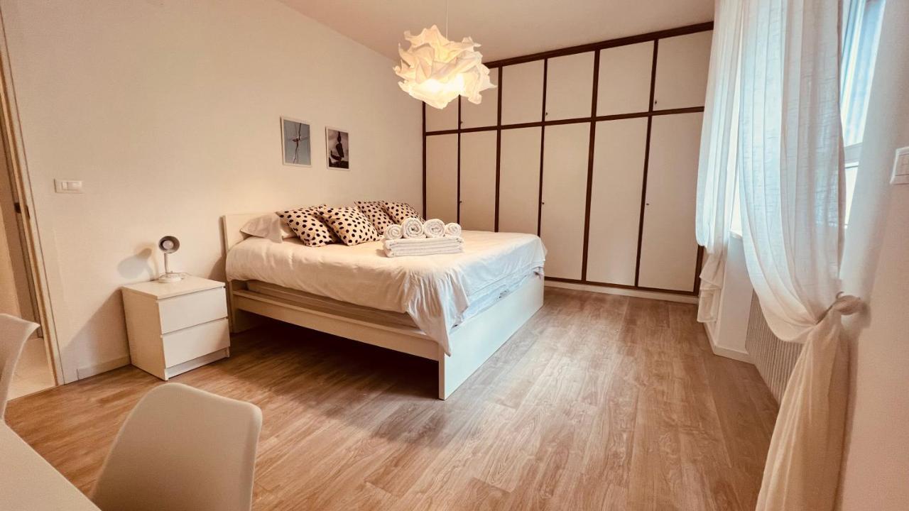 White House Lounge Supreme Apartment Udine Extérieur photo