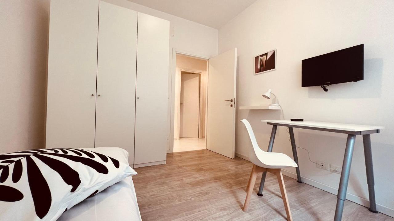White House Lounge Supreme Apartment Udine Extérieur photo