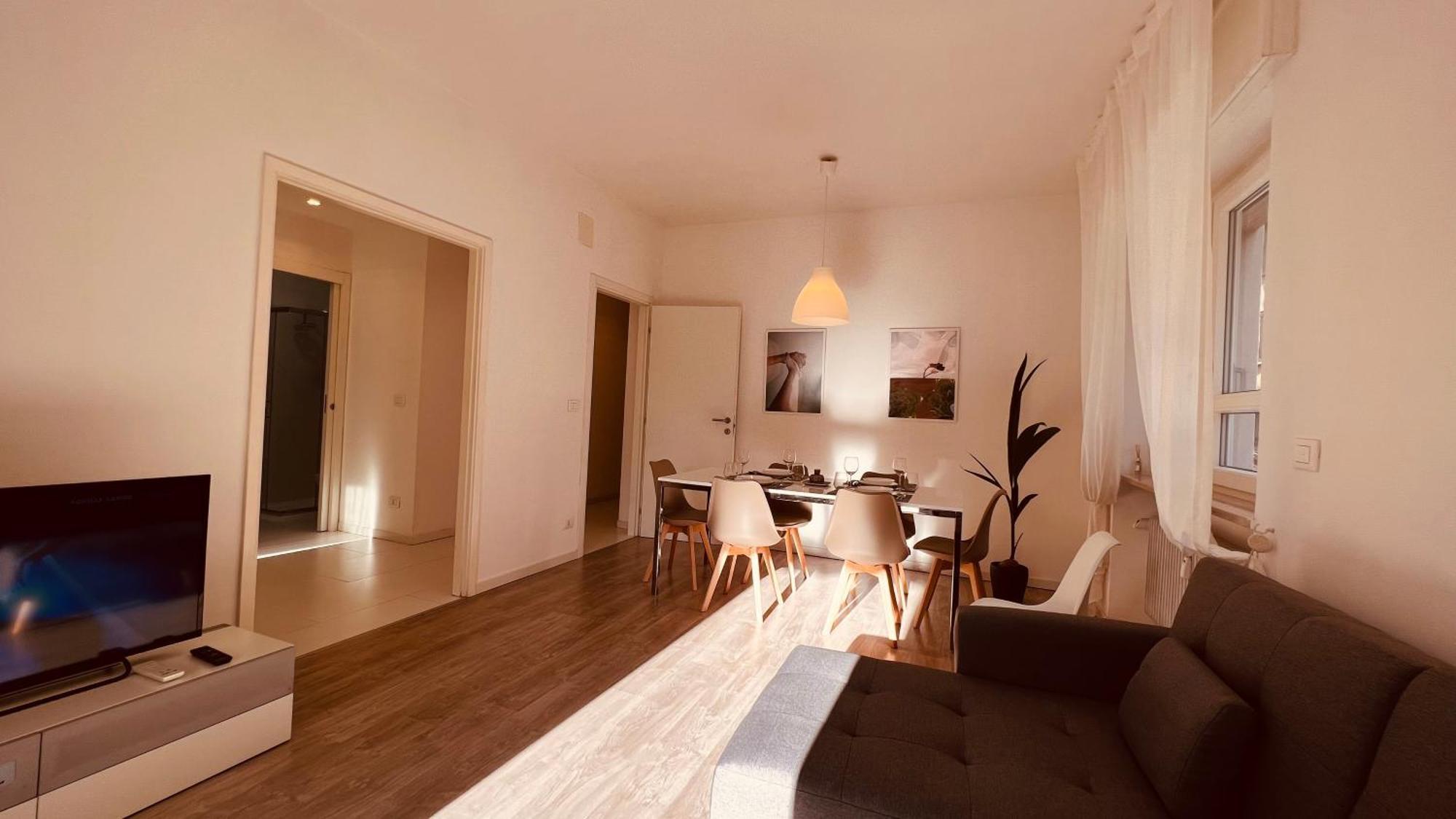 White House Lounge Supreme Apartment Udine Extérieur photo
